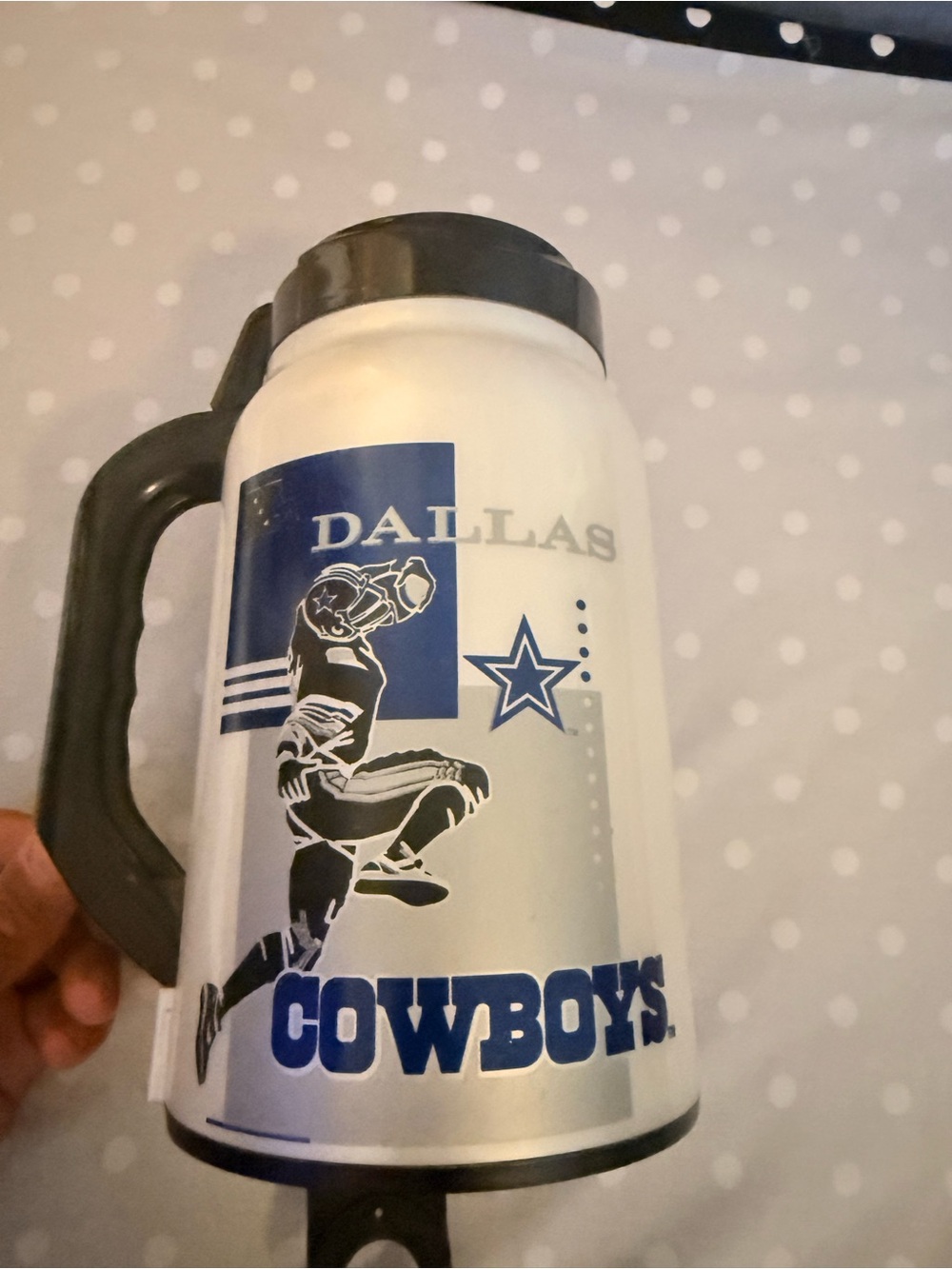 NFL Dallas Cowboys White and Navy Travel Mug with Gray Handle 44 Ounce